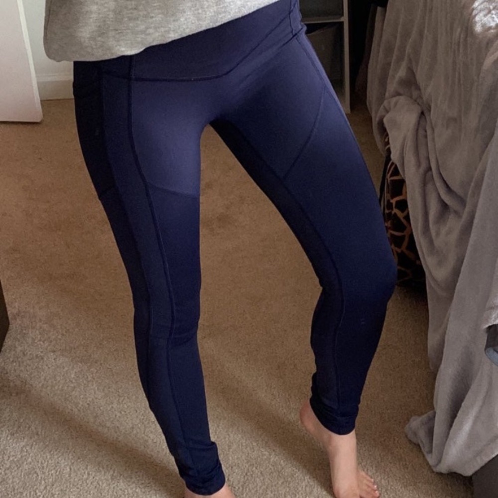 Lululemon size 6 leggings